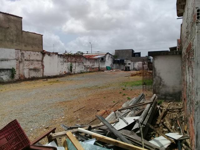 Alugo Excelente imóvel comercial na Av. Daniel de lá touche - Foto 15