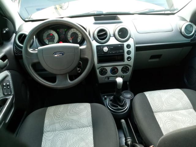 Fiesta Sedan Flex Completo Baixa KM Ideal UBER! Troco Financio - Foto 7