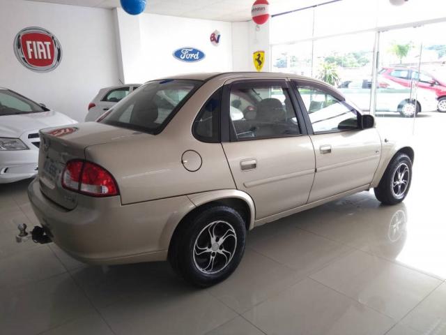 Chevrolet Classic 2011/2012 1.0 Mpfi LS 8V Flex 4P Manual - Foto 3