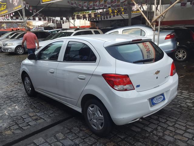 CHEVROLET ONIX 2016/2017 1.0 MPFI JOY 8V FLEX 4P MANUAL - Foto 5