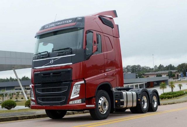 CAMINHÃO SCANIA P310