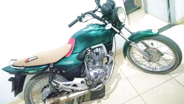 CG 125 ANO 2004