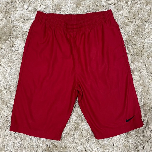 bermuda nike nova
