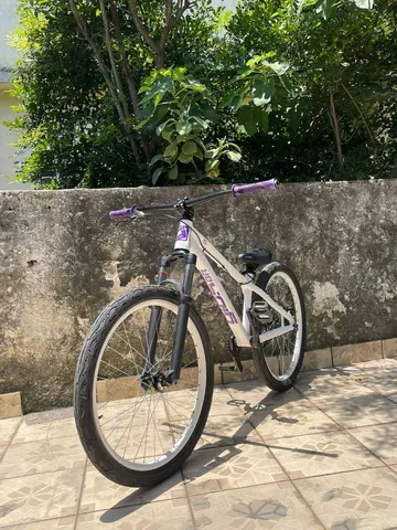 BICICLETA ARO 26 GIOS 4TRIX - AZUL BEBÊ E AZUL C/ AMORTECEDOR