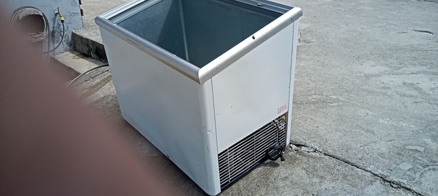 Freezer / refrigerador 375 lts 220v 