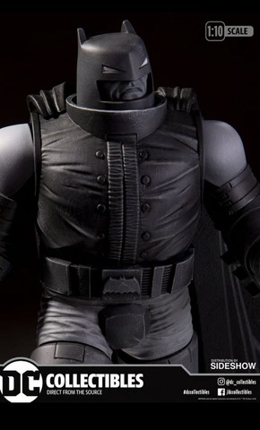 Armored Batman Black and White Frank Miller DC Collectibles - Foto 5