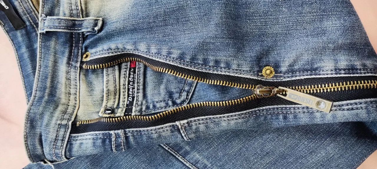 Calça Jeans Diesel Masculina Azul - Estilo Descontraído - Foto 4