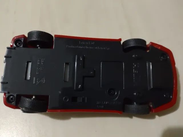 Miniatura Ferrari F50 - 1:38 - Coleção Shell Helix - Foto 4