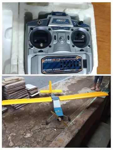 Aeromodelo Tractor em balsa com radio