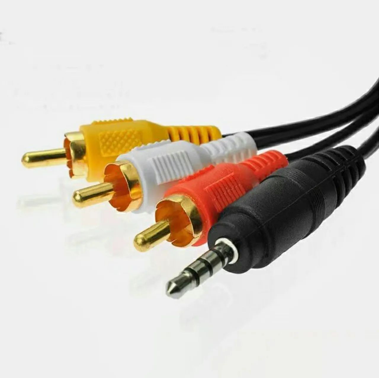 Cabo Adaptador P2/P3 x 3 RCA Macho com 1,5mt , video e áudio estéreo - Foto 4