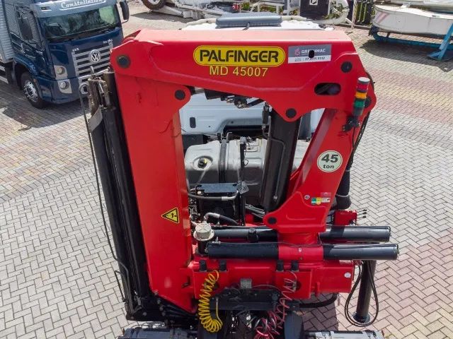 Mercedes-Benz Axor 3344 - 6x4 - 2019 - Munck 45 Palfinger - Foto 9