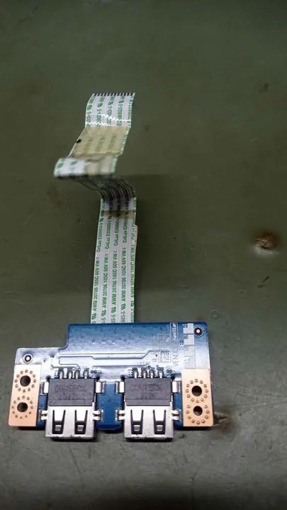 Placa USB Acer E1-572