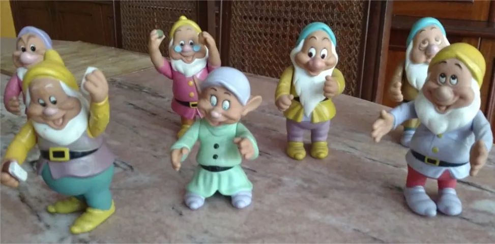 Bonecos dos 7 anões  da Disney  ano 1991    MATTEL