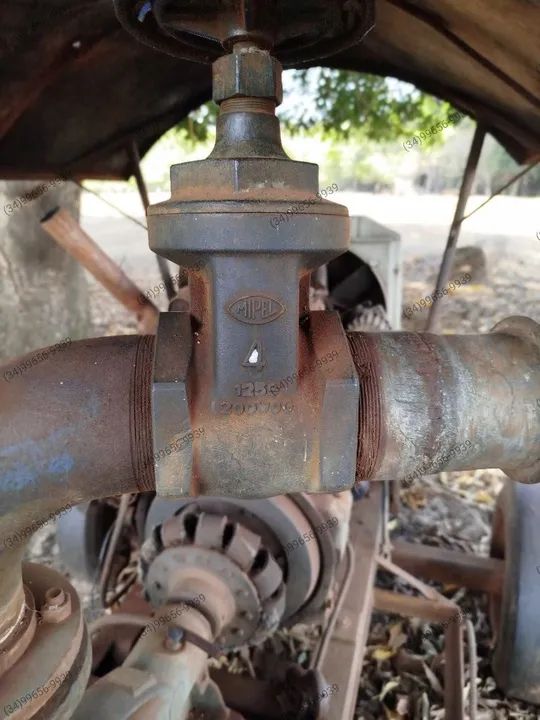 Motor de irrigação 4 cilindros mais canos. - Foto 3