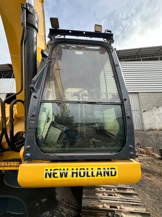 Escavadeira New Holland SY215C 2015  - Foto 6