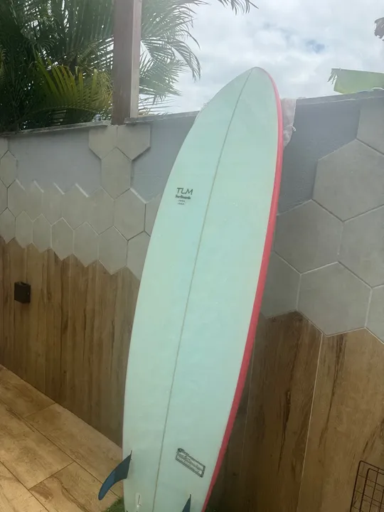 Prancha de surf com quilha 6?3 epóxi