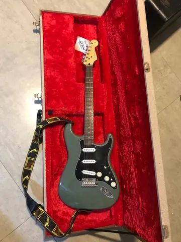 Fender American Professional Guitarra Fender Stratocaster - Foto 6