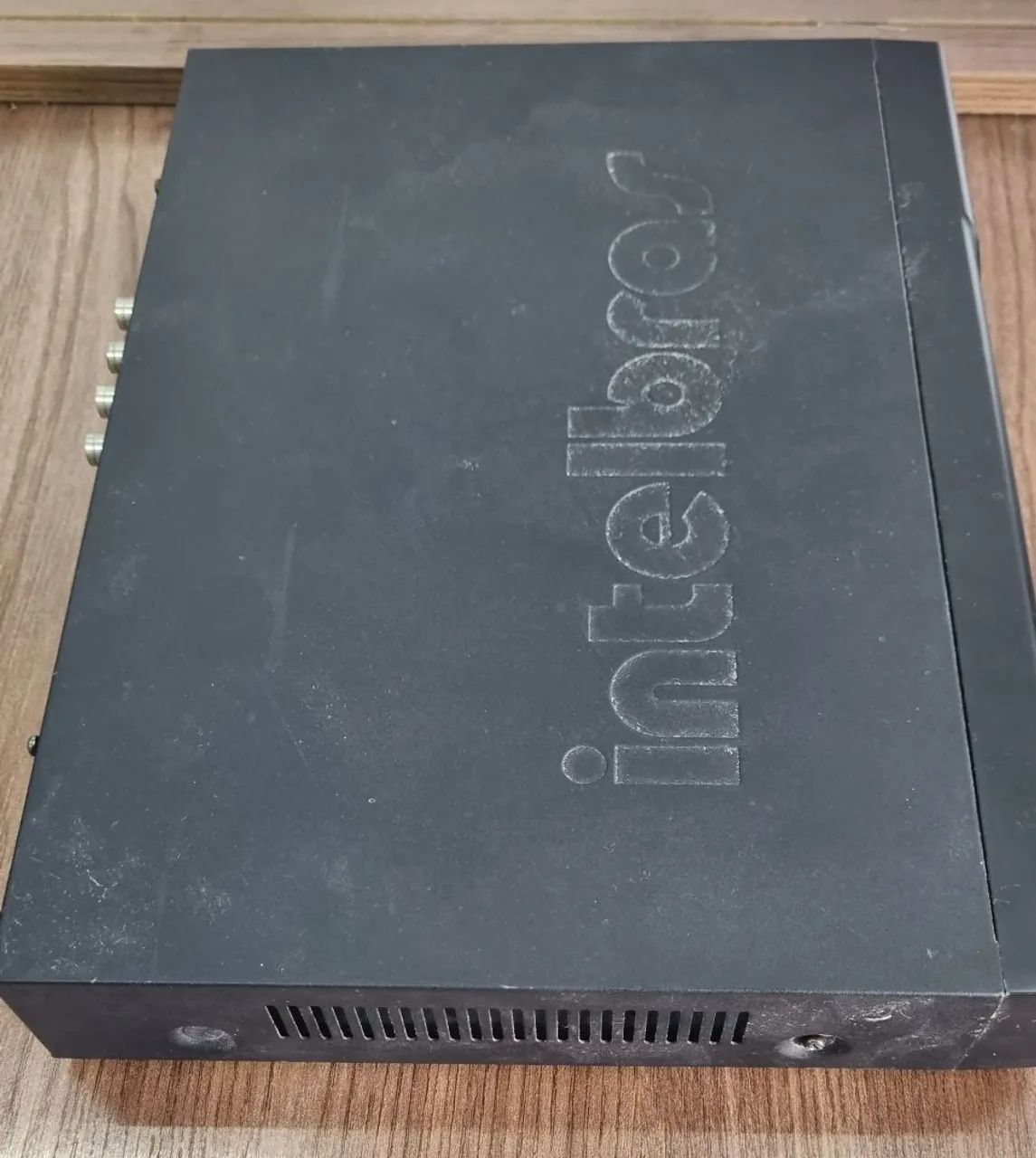 Gravador de Vídeo Intelbras VD 4E 120 C - Foto 4