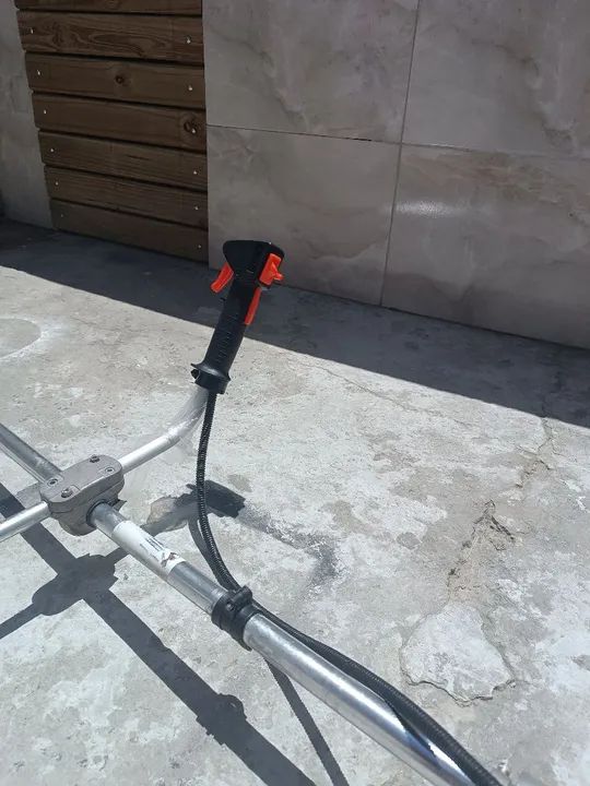 Roçadeira Terra 43cc - Foto 4