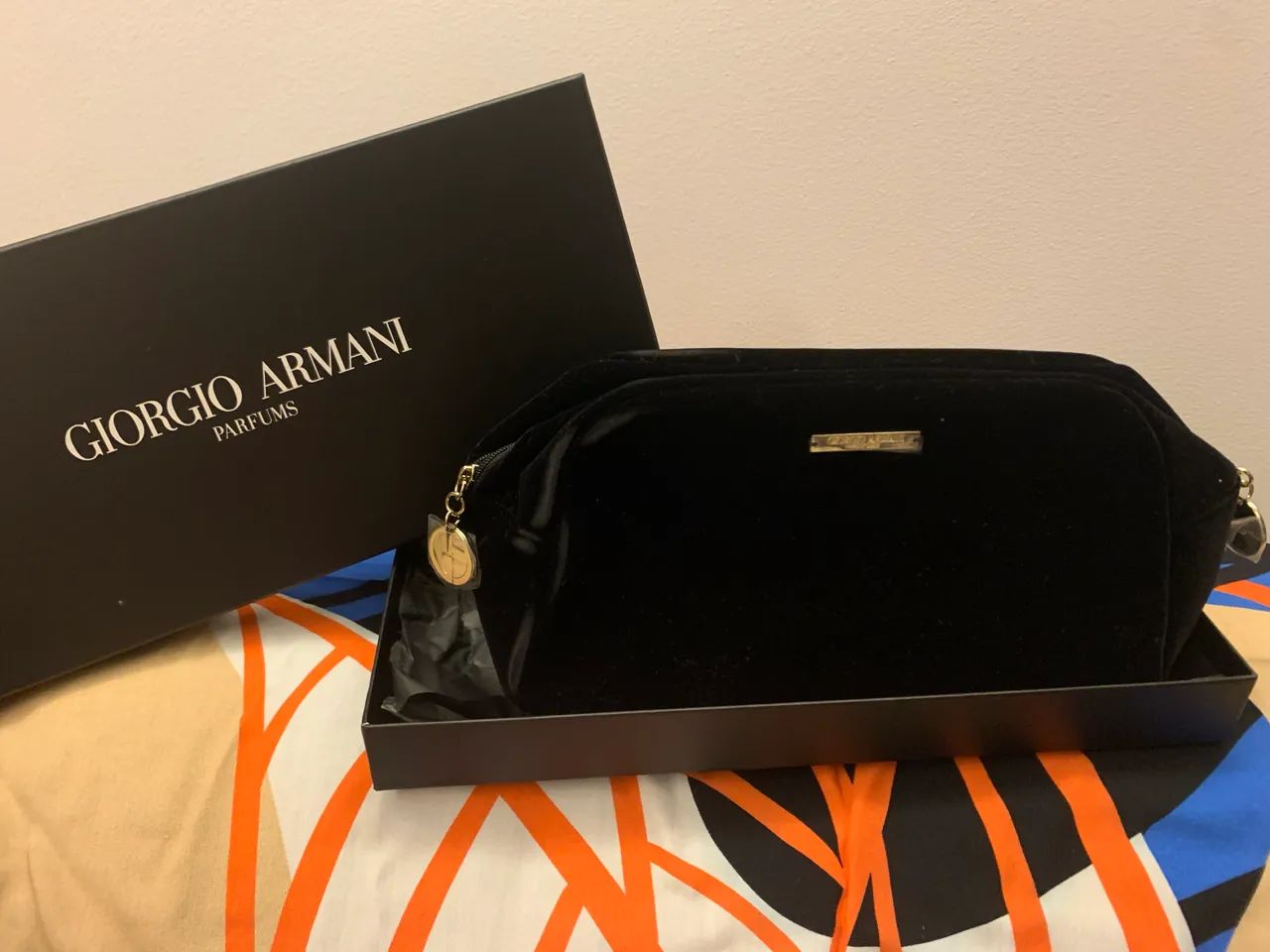 Necessarie Armani - Foto 2