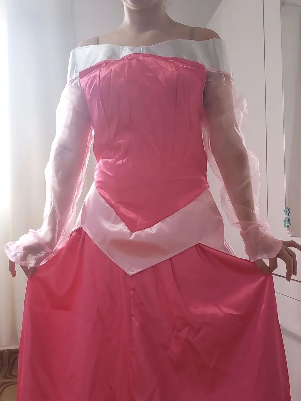 Cosplay Bela Adormecida com Peruca - Foto 4