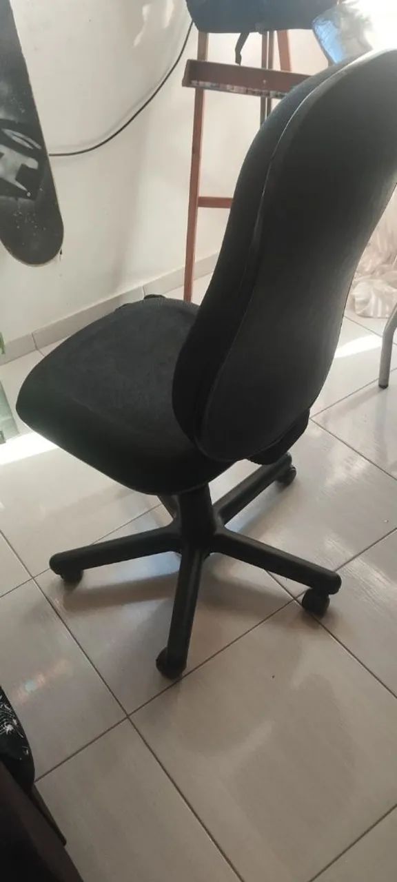 Cadeira de escritório com rodinhas  - Foto 3