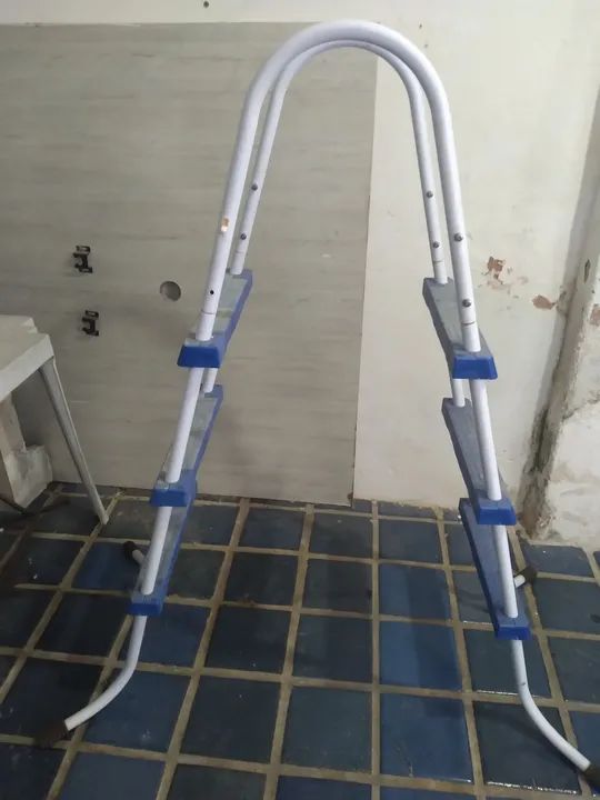 Escada de Piscina - 4 Degraus - Foto 4