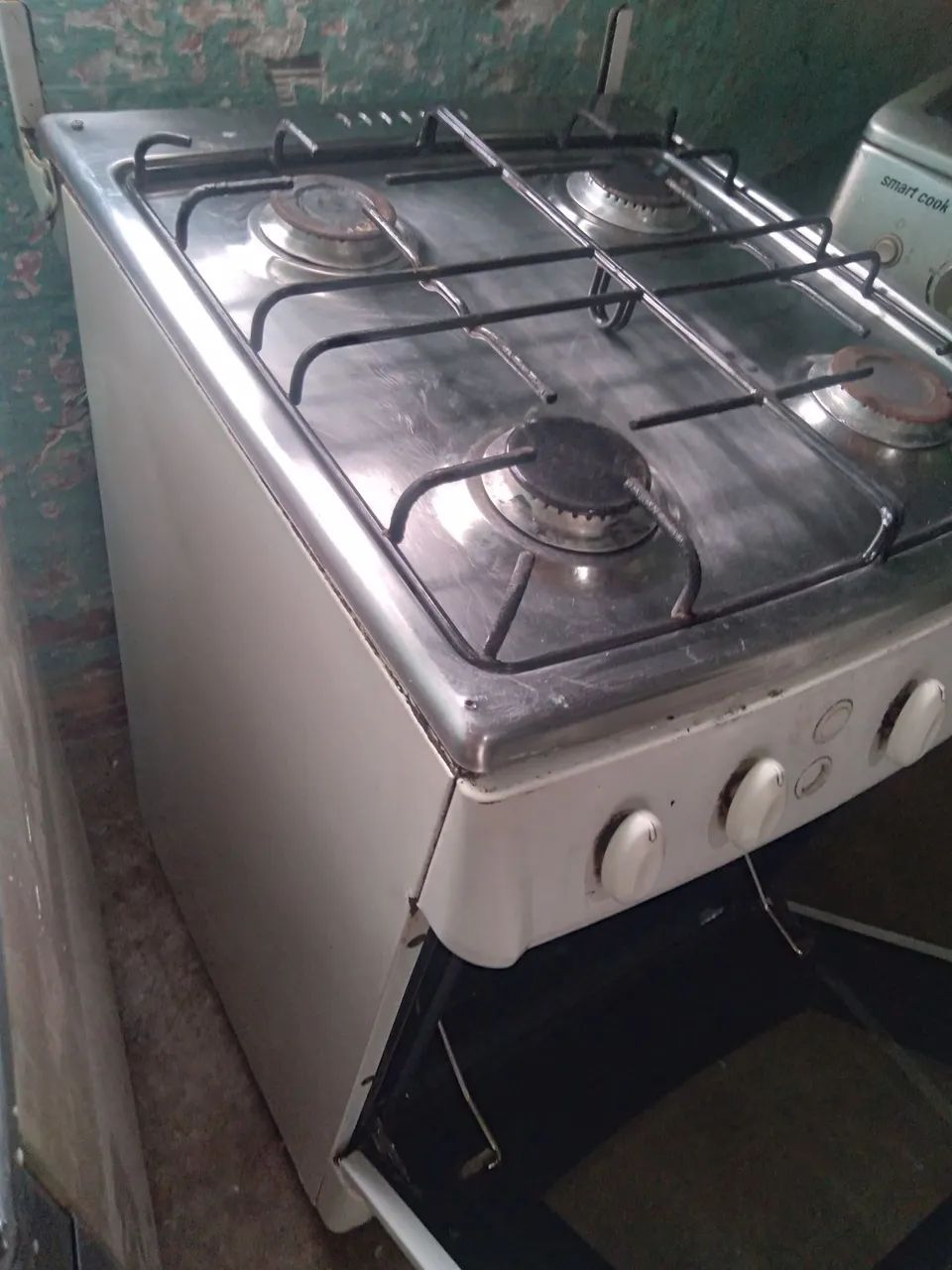 Fogao comtimental  4 B  altmatico forno bom conservado  funciona td  entrega  pq tx - Foto 3