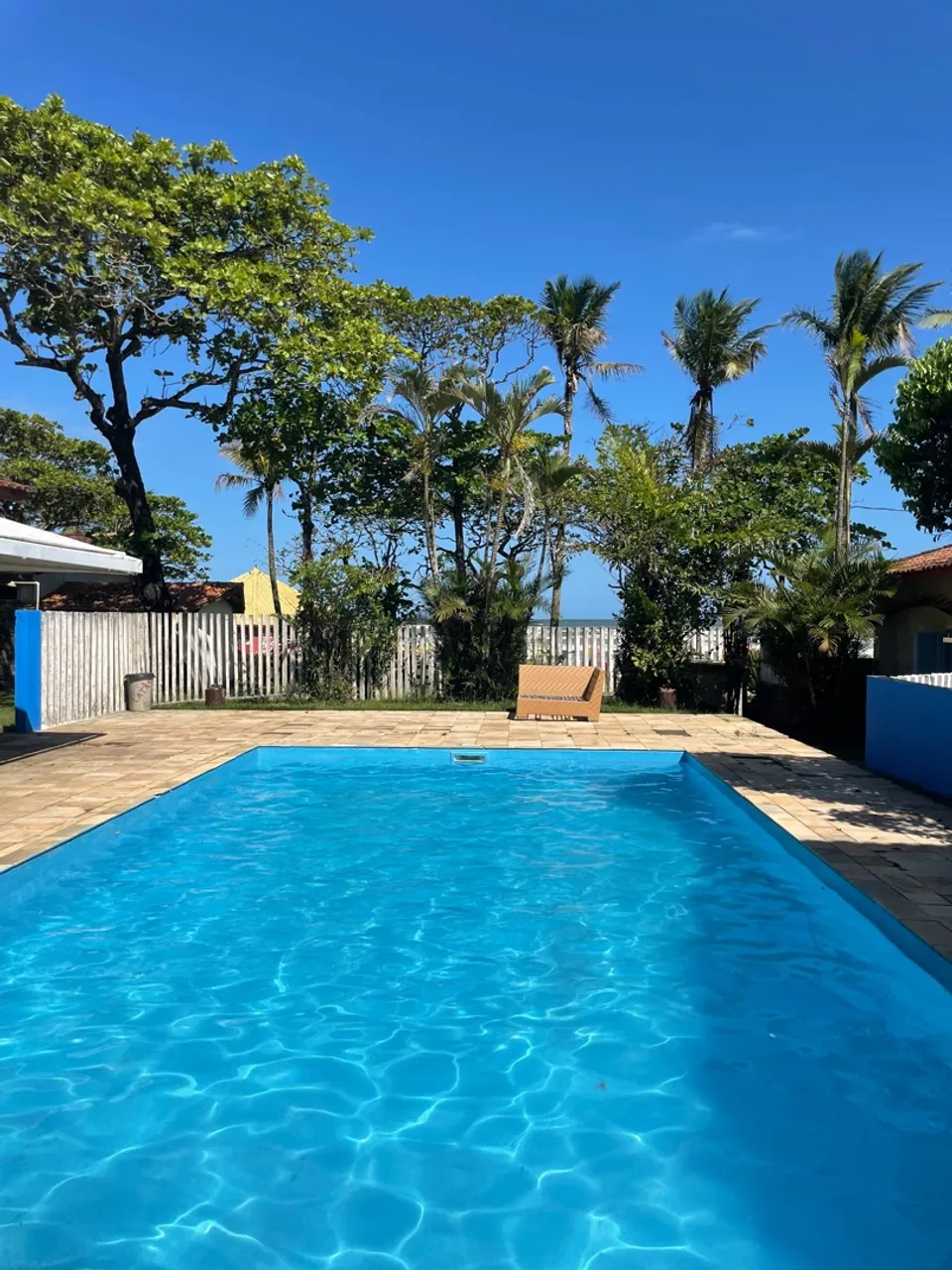 Casa em uma chácara frente ao mar 