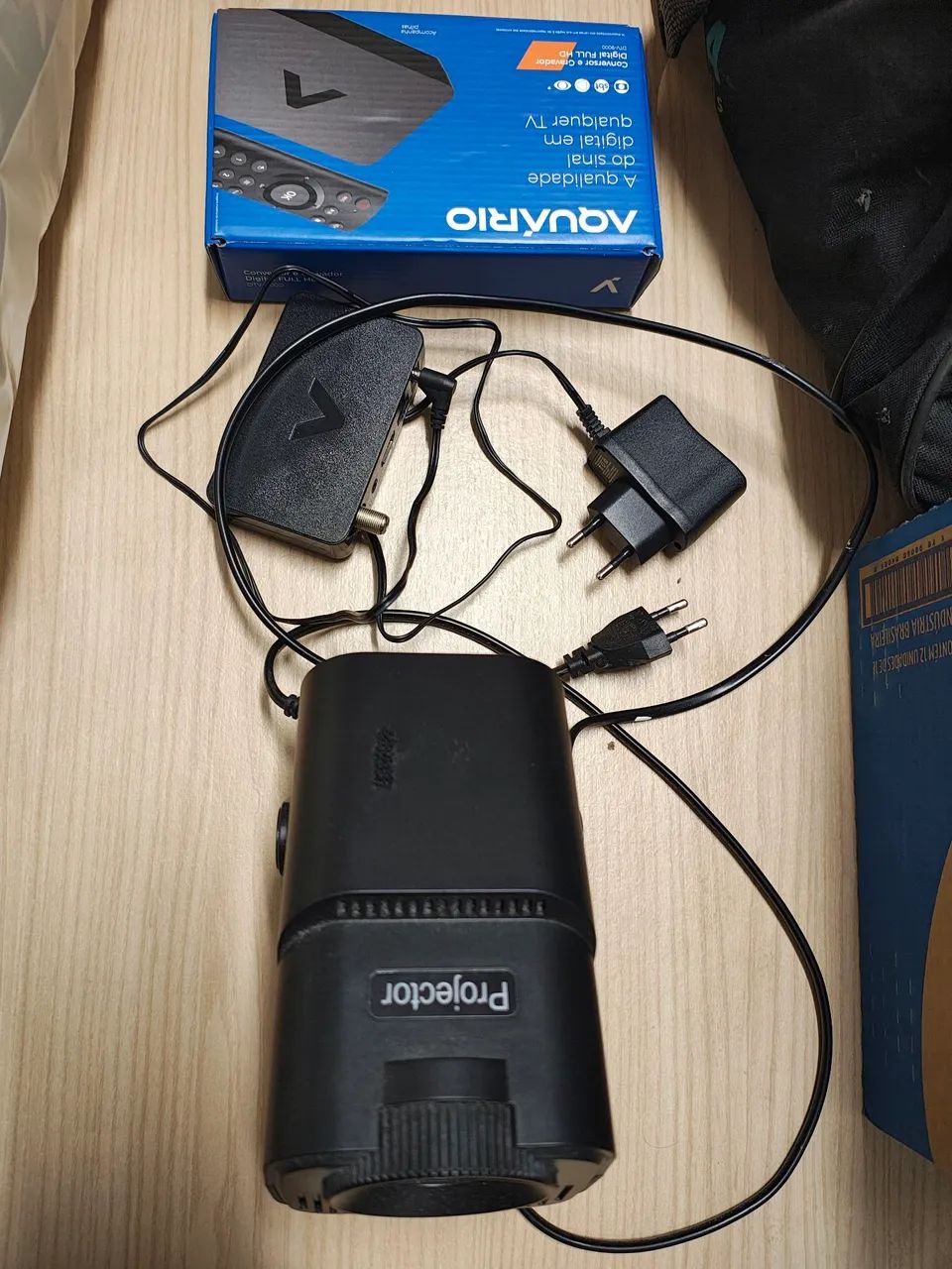 Projetor Portátil Aquário