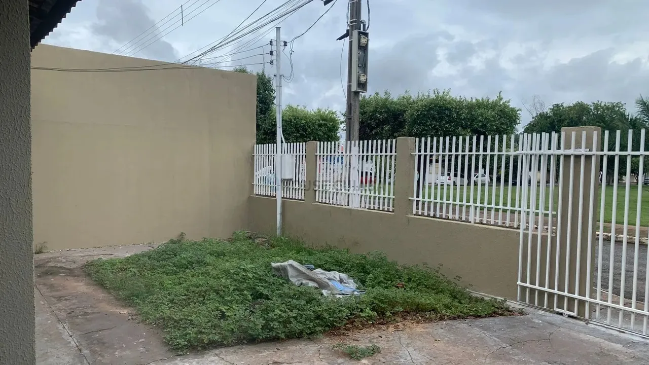 VENDO!!! OU ALUGO Uma casa quitada no residencial condomínio Coxipones na região