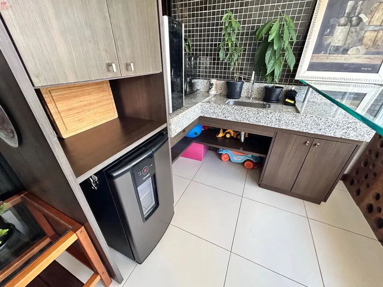 Excelente apartamento à venda com 03 quartos, 02 suítes, 165m2 no Itaigara!