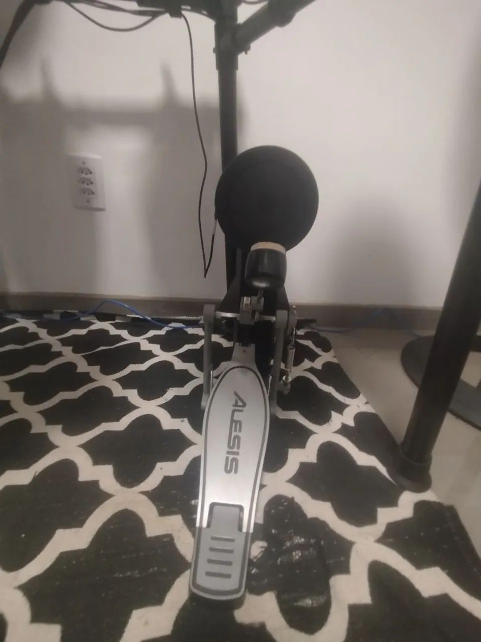 Bateria eletrônica alesis nitro max64872220364418125