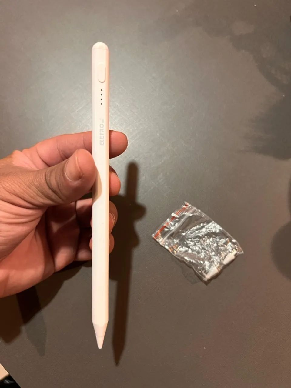 Ipad 10ª Geração + Capa com teclado e caneta, película já aplicada - Foto 2