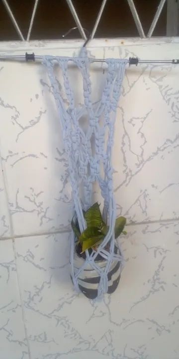 Palnta com suporte macramê ( faço entrega)