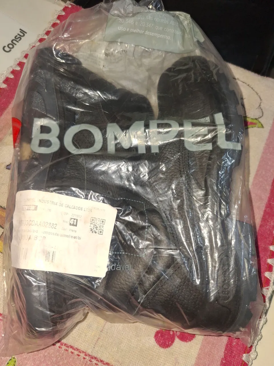 Bota de Segurança Bompel Preta - Tamanho 41