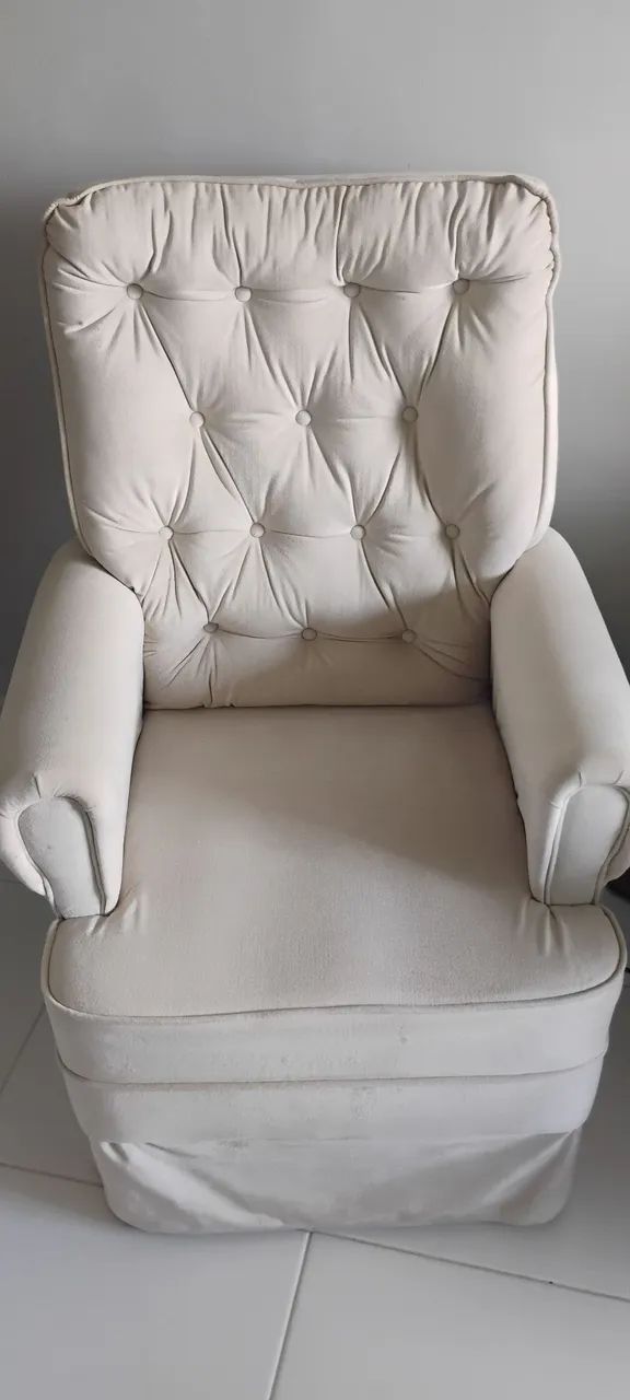 Cadeira de amamentação com balanço 