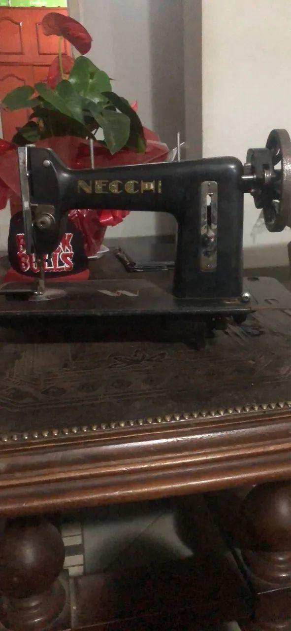 Máquina de costura necchi64307729326979120