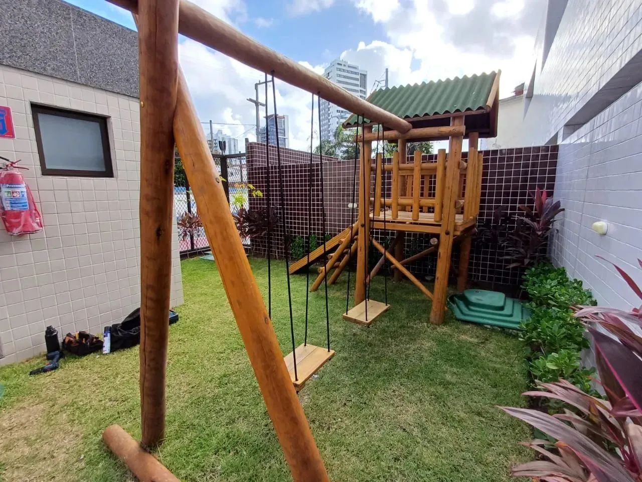 Alugo apartamento novo com 03 quartos, suíte e 01 vaga na Boa Vista - Recife - PE - Foto 5
