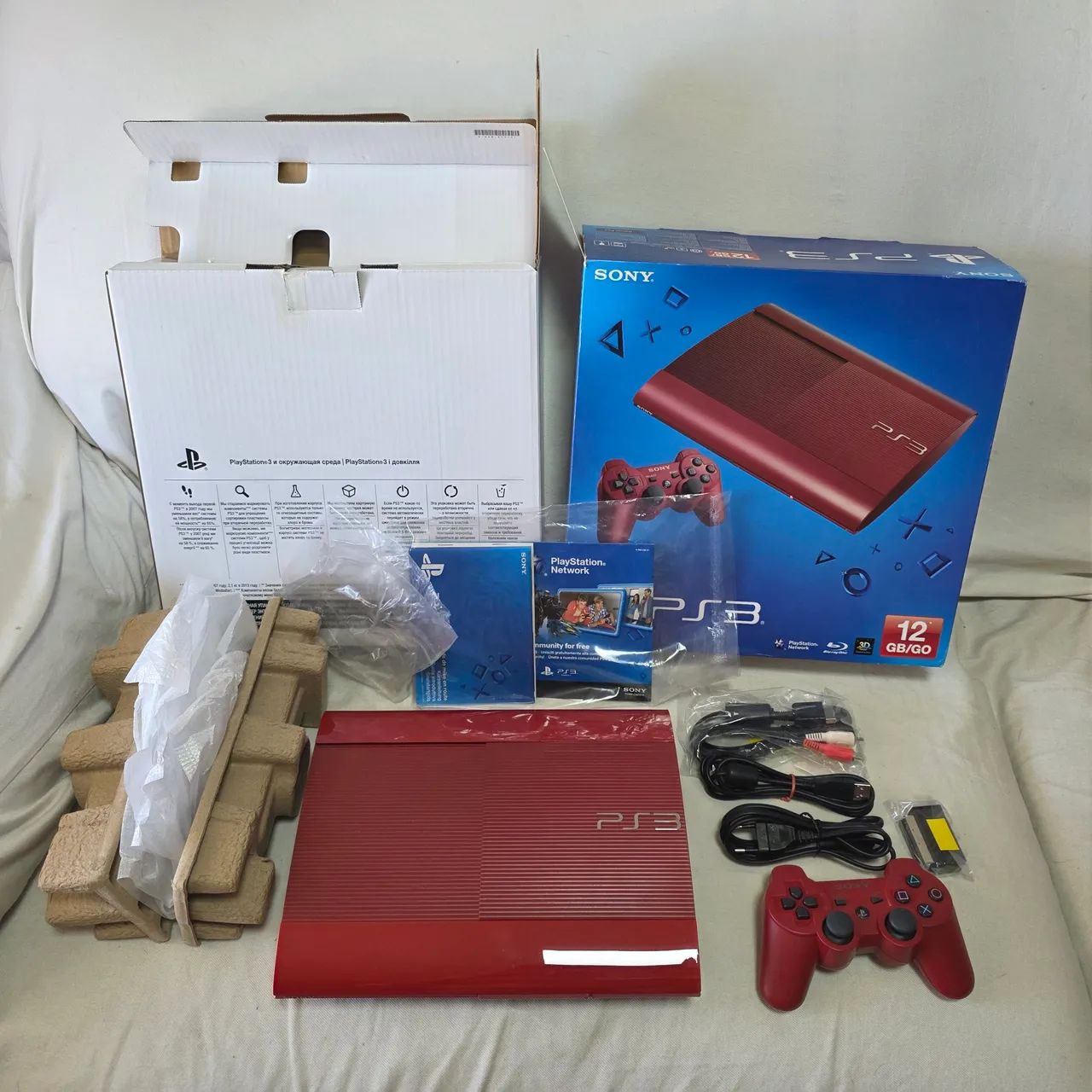 Playstation 3 PS3 super slim vermelho como novo leia o anúncio!