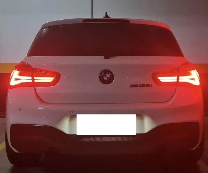 BMW M135 2016 53k KMS ÍNTEGRO REVISADO  - Foto 5