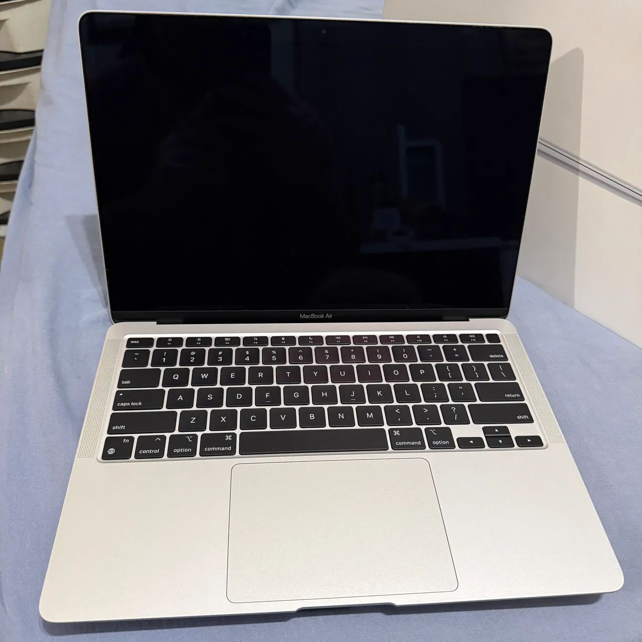 MacBook Air M1 8GB 256GB - Foto 5