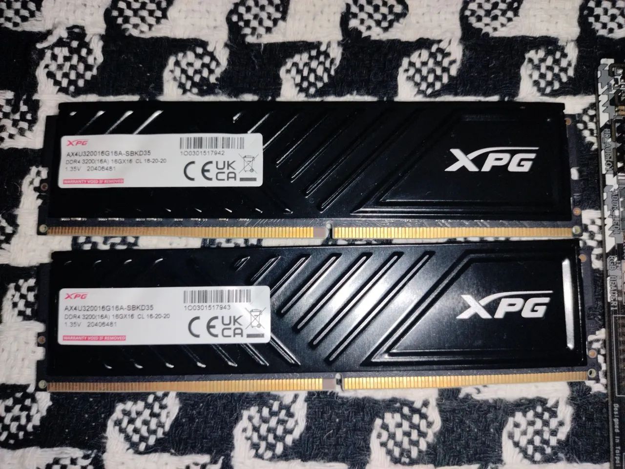 **NOVOS** Placa-Mãe ASRock B450M Steel Legend + Memórias XPG Gammix 16GB 3200mhz  - Foto 3