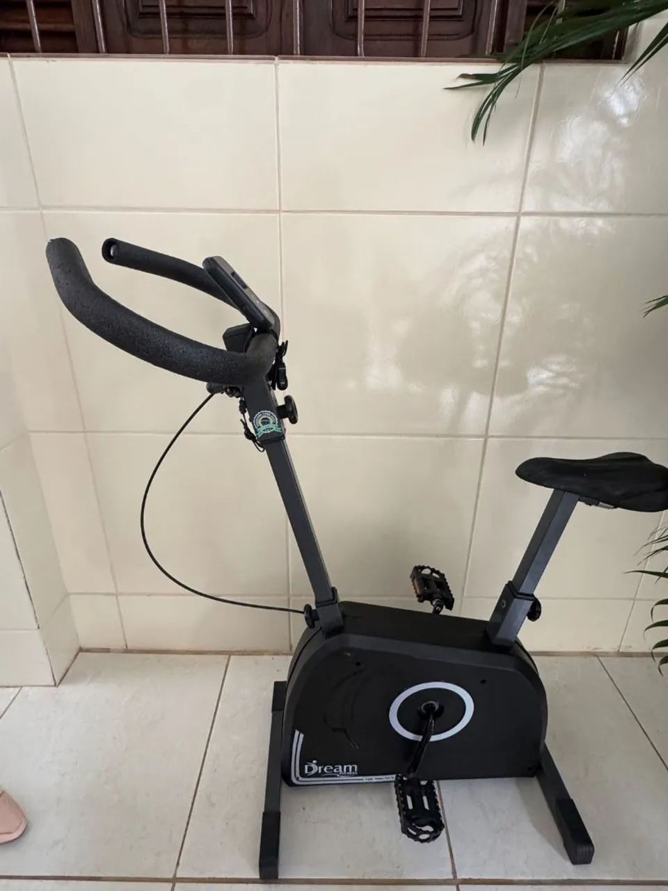 Bicicleta Ergométrica Dream Fitness