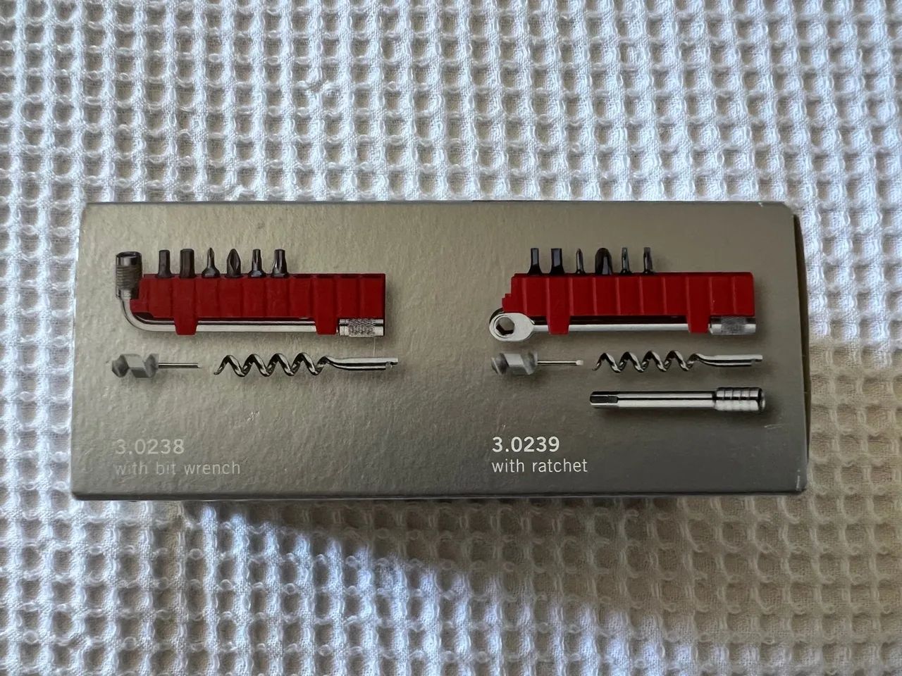 Canivete Victorinox Spirit Plus + Clip  - Foto 2