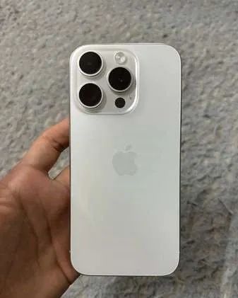 iPhone 15 Pro 256GB Branco // Impecável // Loja Fisica no Shopping na Savassi - Foto 2
