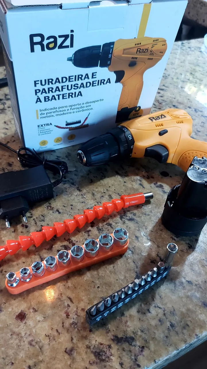 Furadeira e Parafusadeira à Bateria Razi 12V