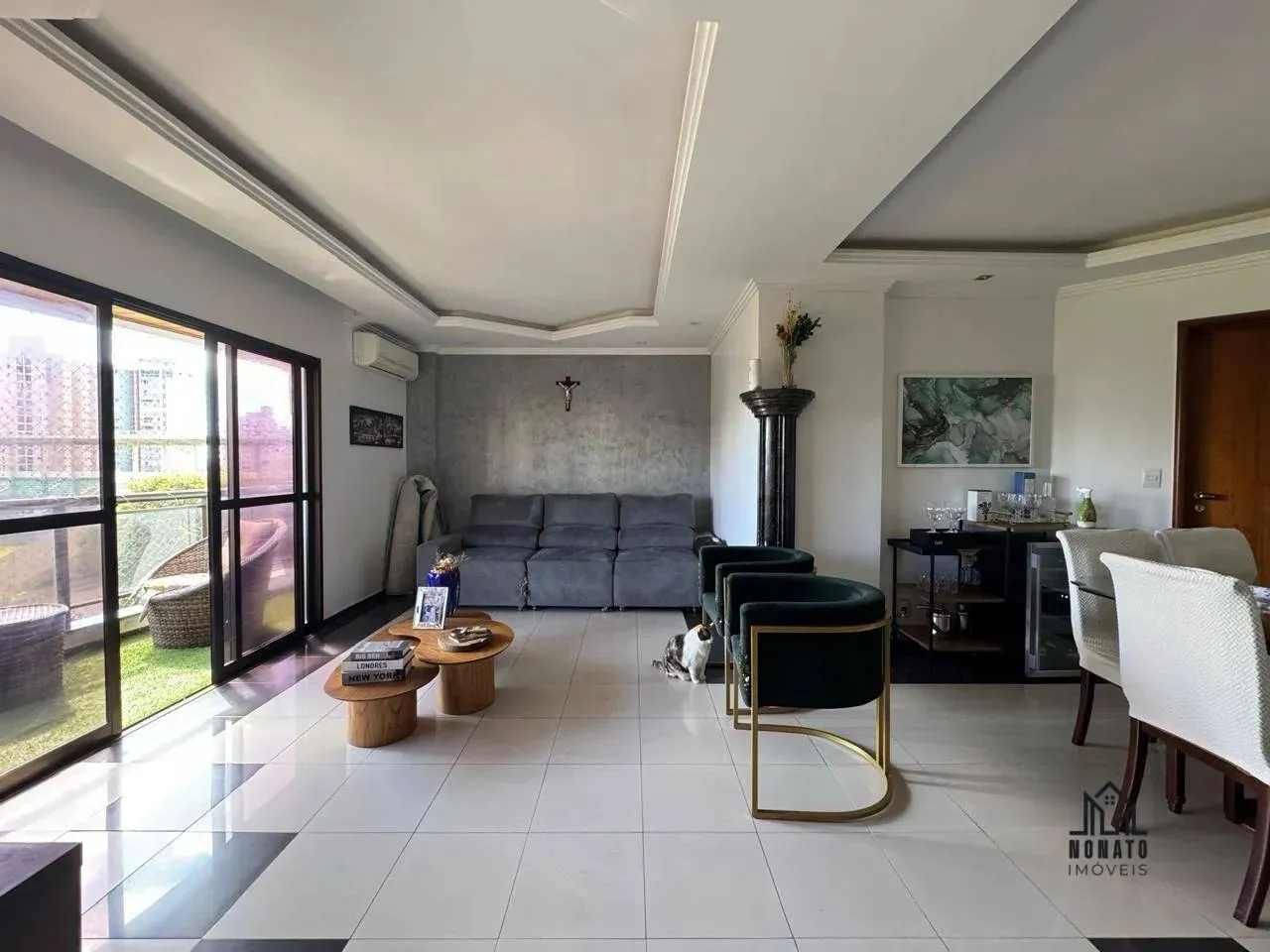 Apartamento com 4 dormitórios à venda, 140 m² por R$ 650.000 - Setor Bela Vista - Goiânia/