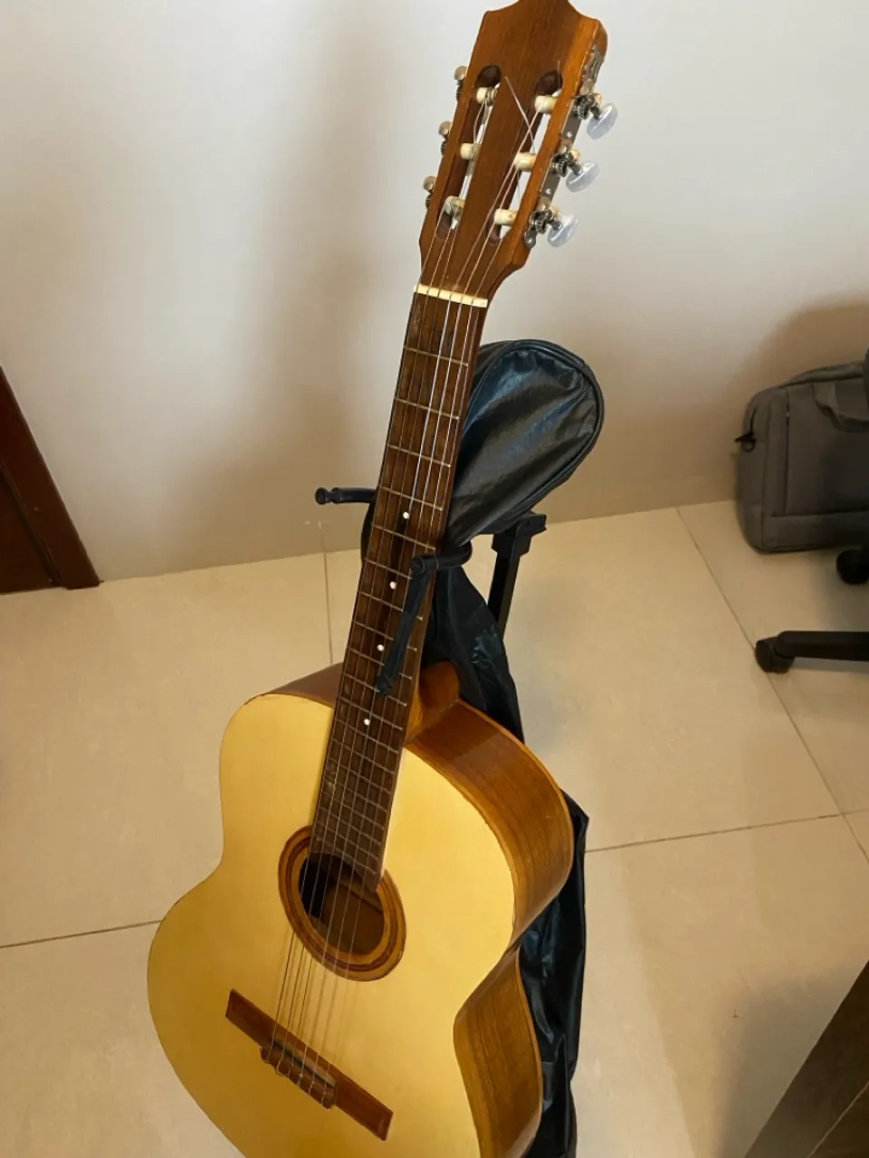 Violão Giannini Trovador - Madeira Cedro Brasileiro, Marupá e Pau-Ferro
