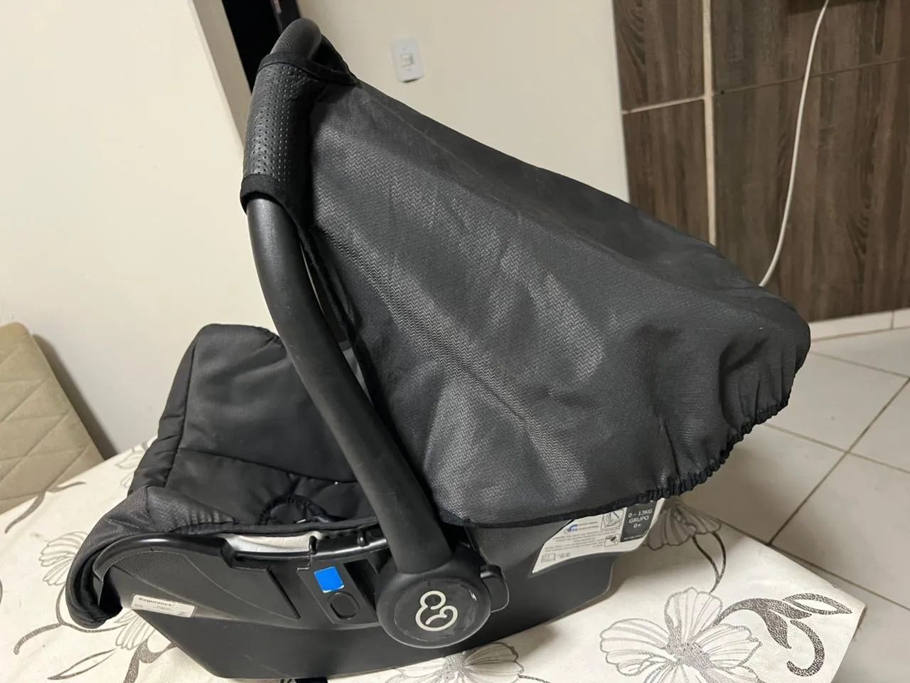 Vendo carrinho de bebê com cadeira Galzerano - Foto 5